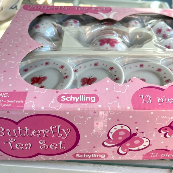Brand new with tags 13 piece Schylling Butterfly Tea Set - Picture 4 of 8